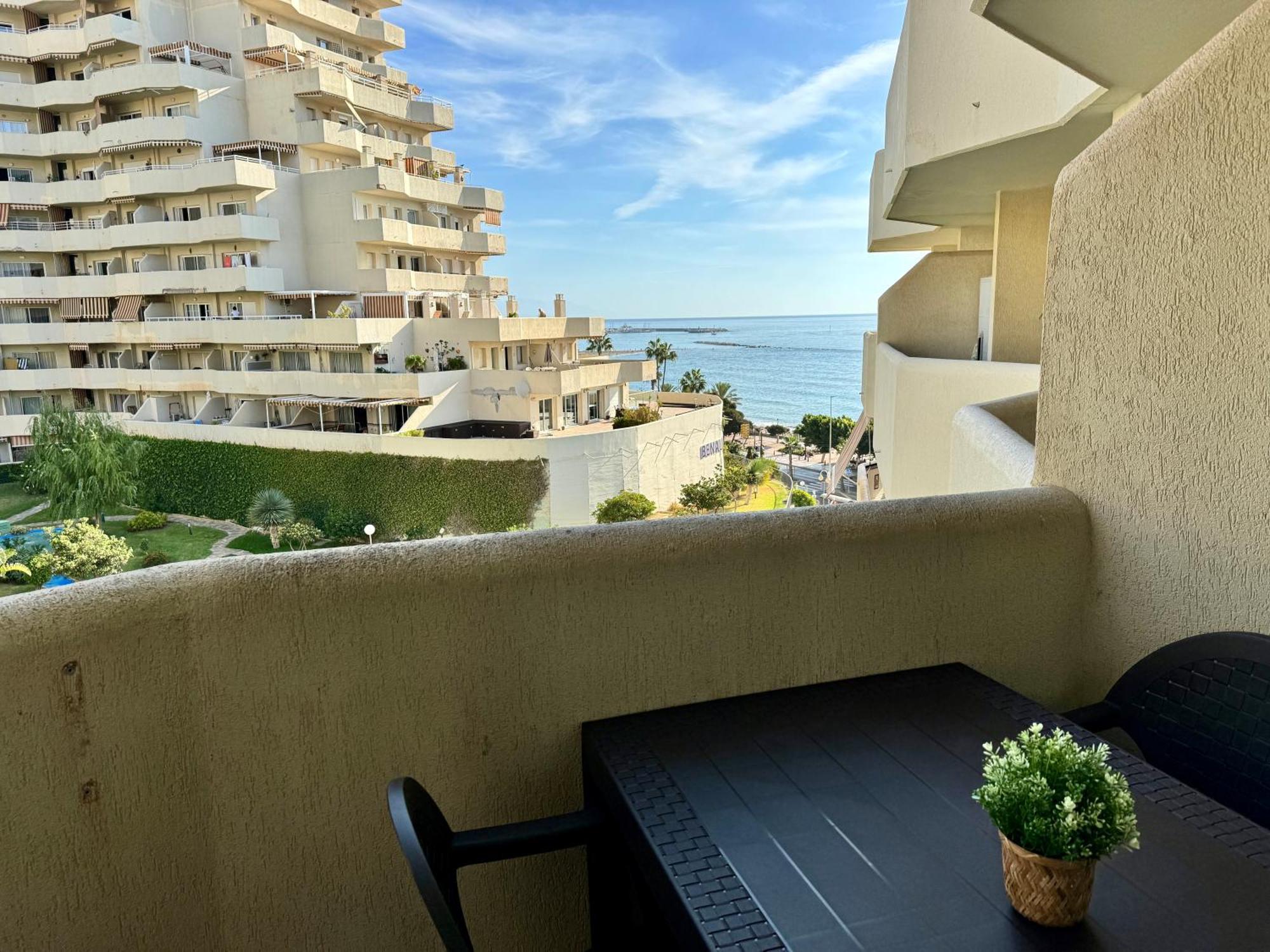 Benalbeach Casa Kito Suite 1ª Linea De Playa Benalmadena Exterior photo
